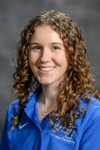 Julia's headshot