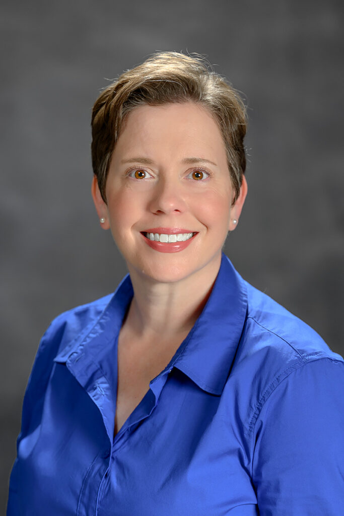 Julie Myatt Headshot