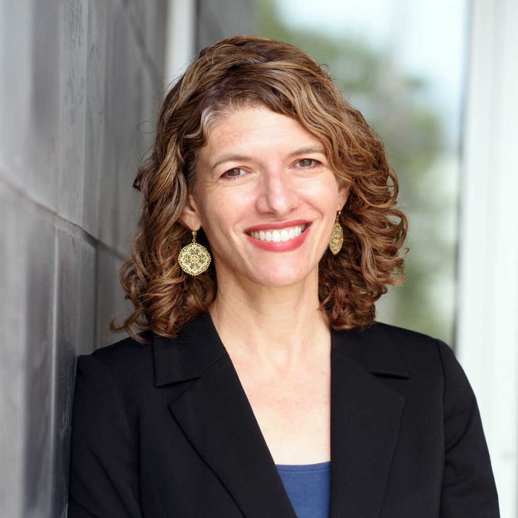 Maria Wisdom photo
