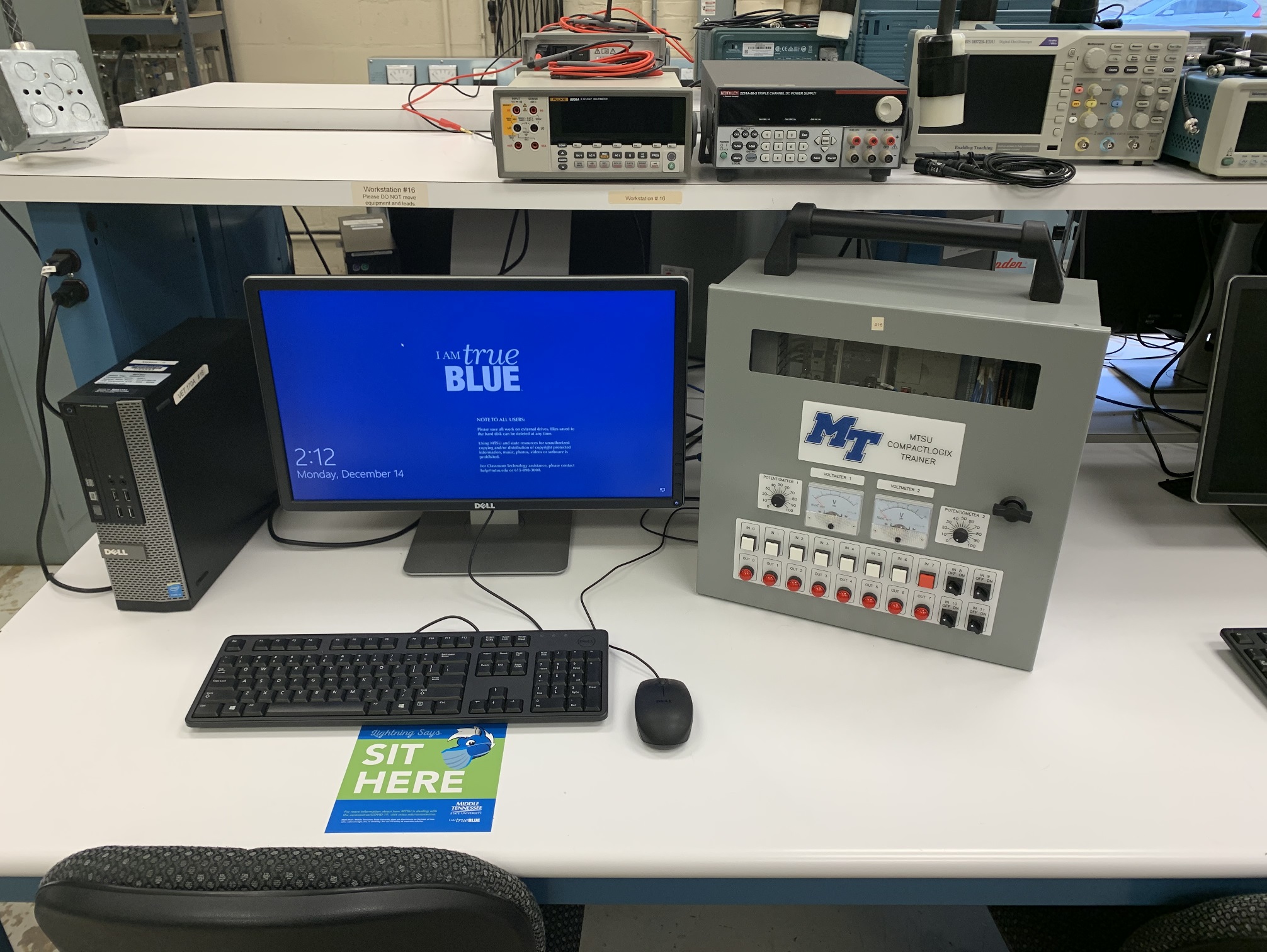 This is an image of the Power Lab Desk.