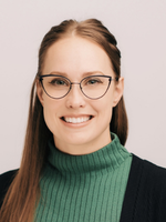 Dr. Samantha Johnson Headshot