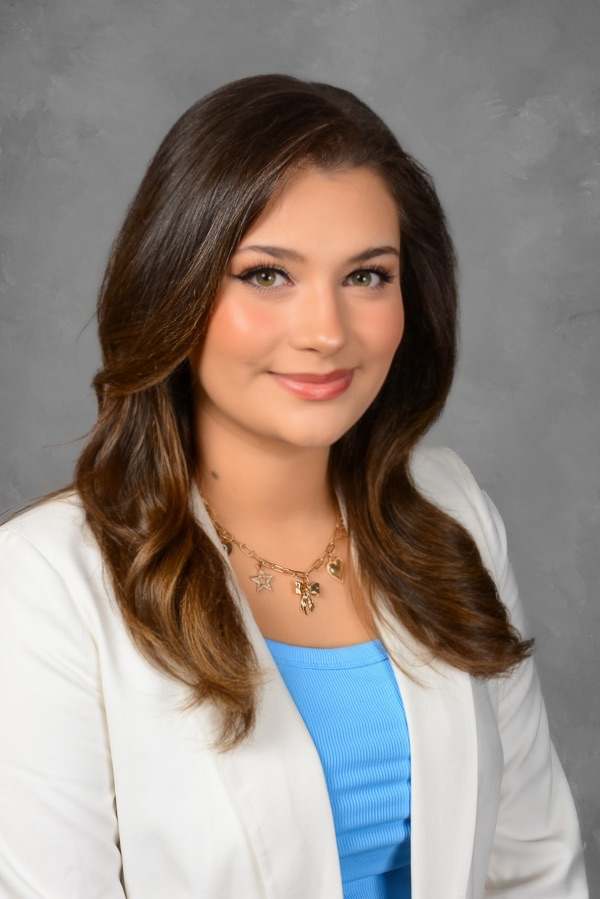 Anna Jacobellis Headshot