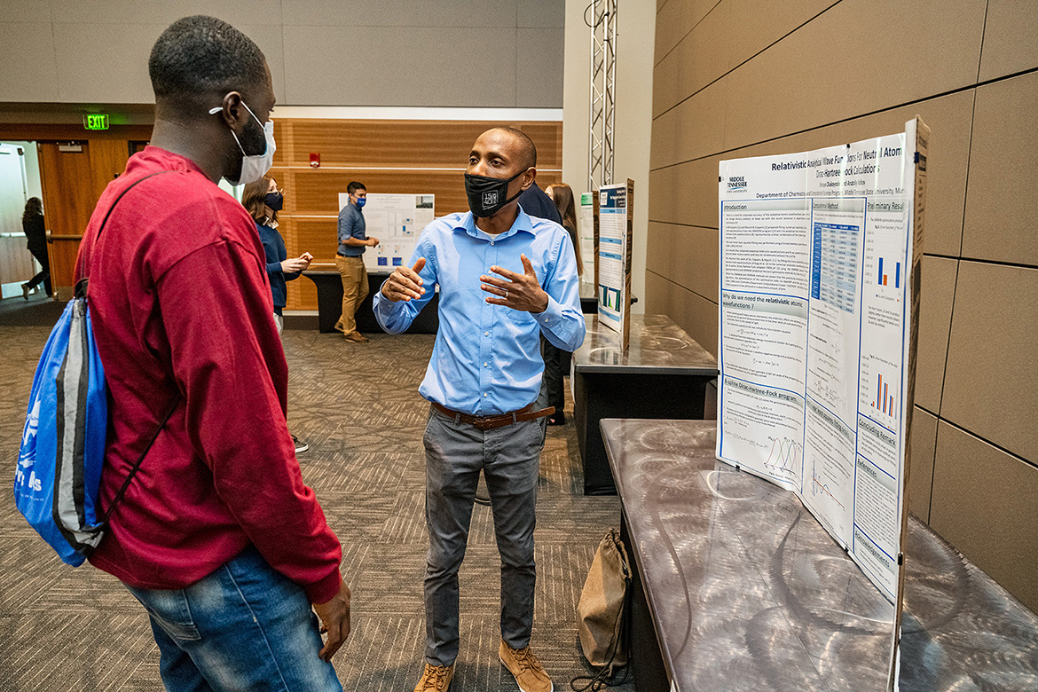 Students shine in virtual, in-person showcase of research and creative activity [+VIDEO]