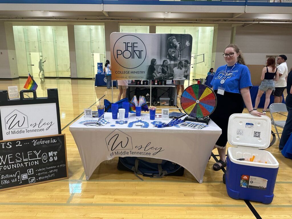 MTSU students tabling at an event