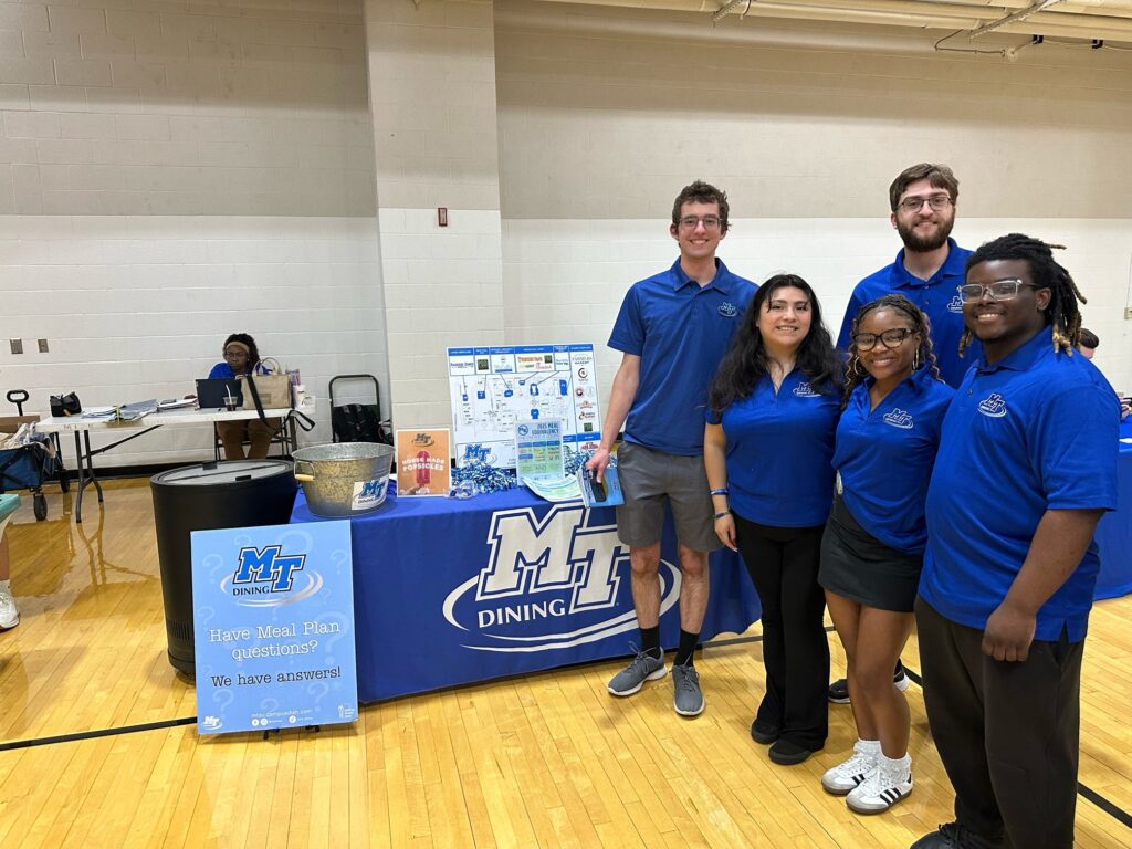 MTSU students tabling at an event
