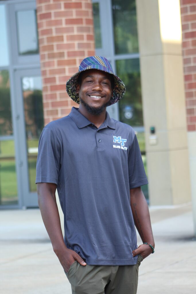 Headshot of Blue Elite, Chris Cox