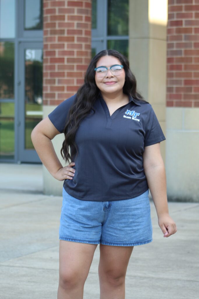 Headshot of Blue Elite, Janet Perez