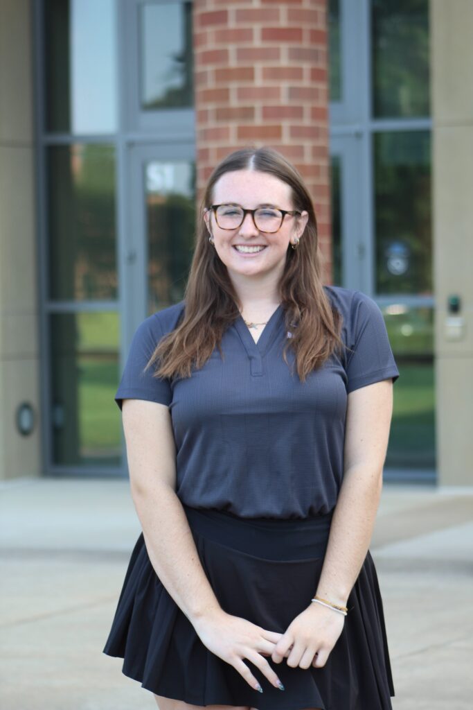 Headshot of Blue Elite, Mary Beth Bryan