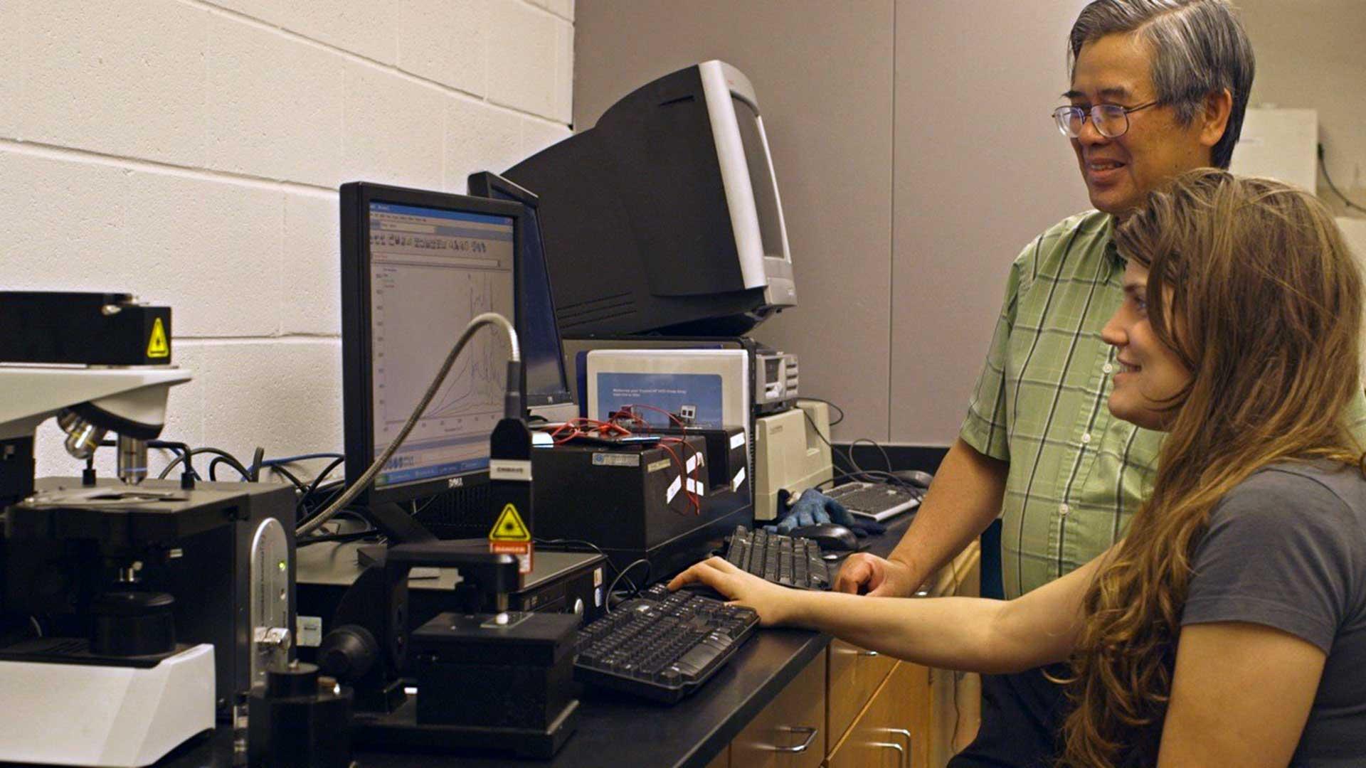 Chemistry, Teacher Licensure (MTeach), B.S.