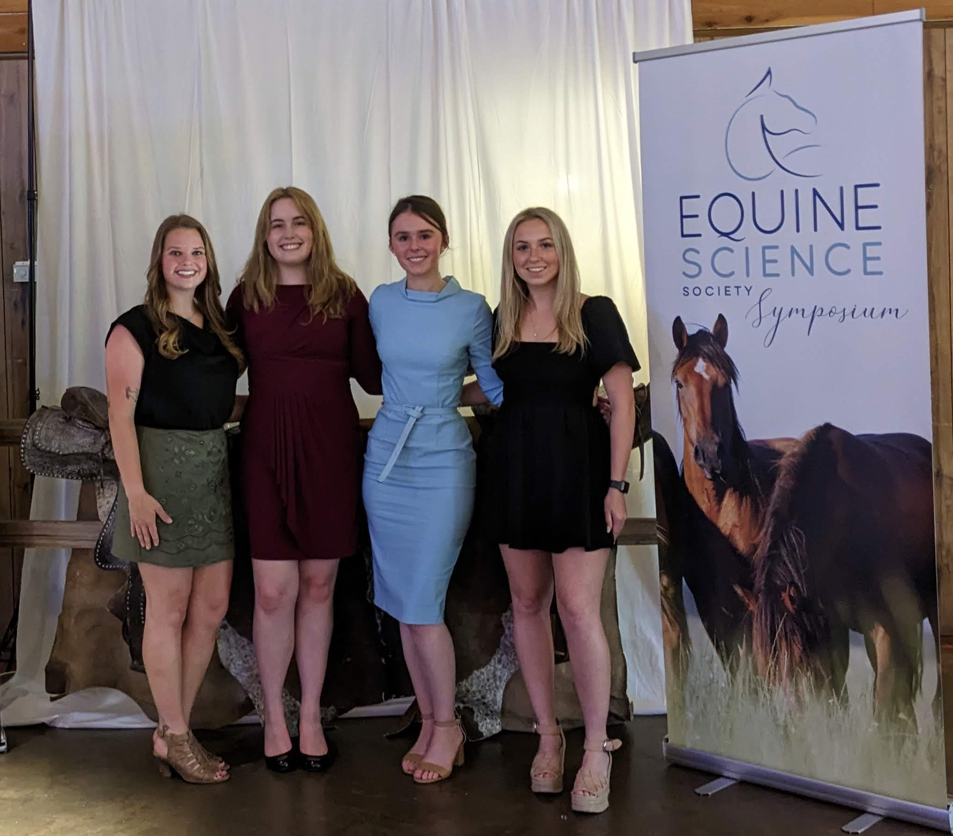 Horse Science Graduate Students present research and receive recognition at international conference
