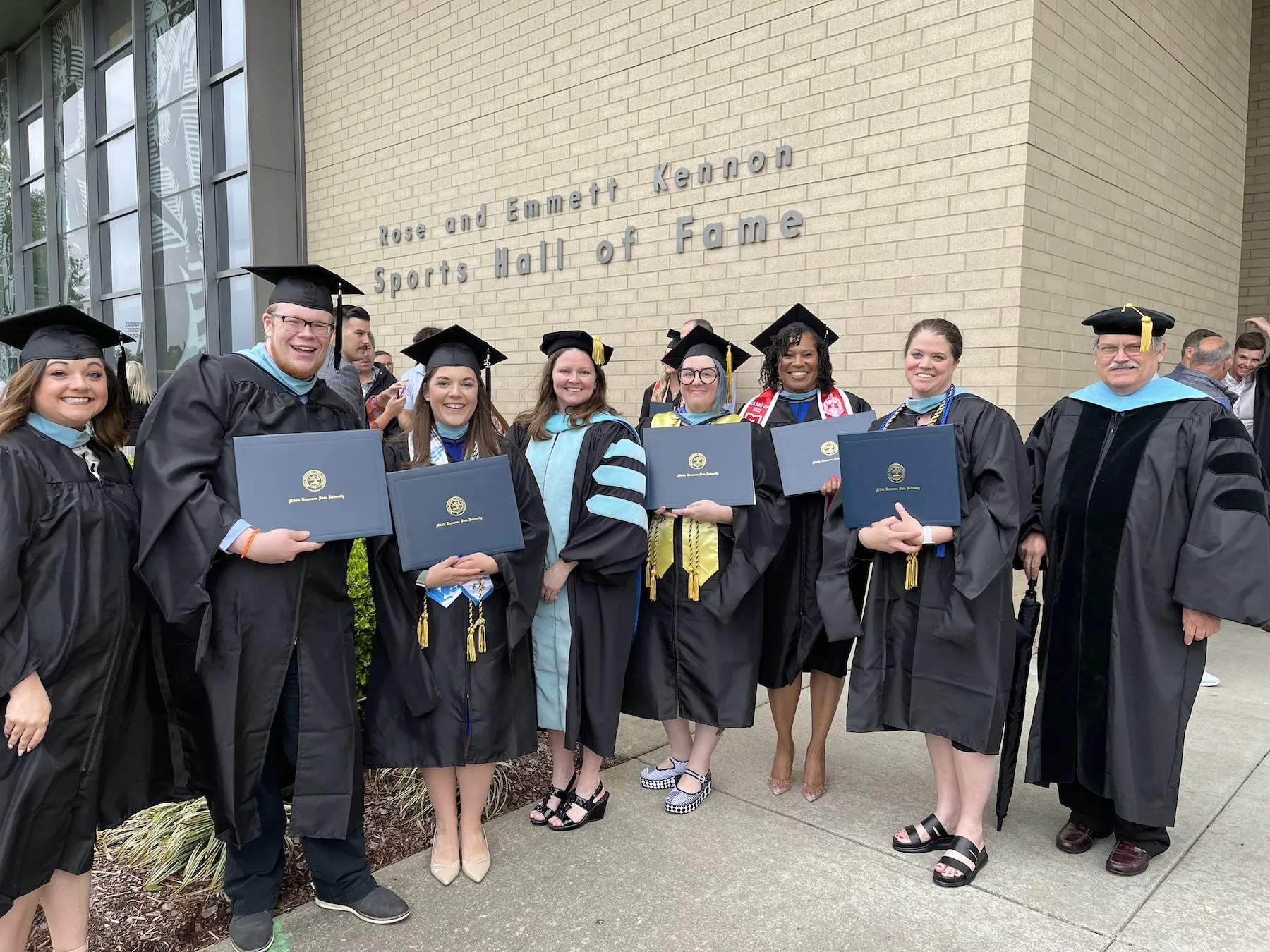 commencement graduates